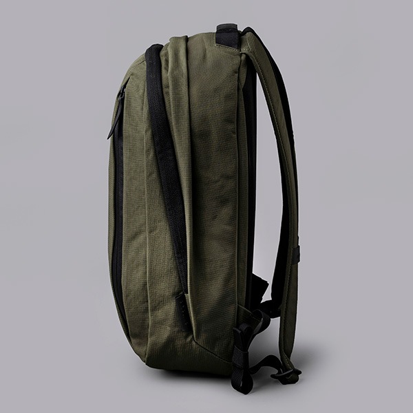 �����٤�Υ٥�ƥ��ա� ALPAKA ����ѥ� METRO BACKPACK 12L �Хå��ѥå� �ʥ��顼�����꡼��N�� 4270