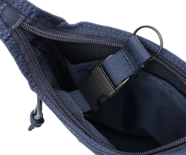 �����٤�Υ٥�ƥ��ա� �֥꡼�ե��� BRIEFING �ߥ˥������� DAY TRIPPER MINI MW �ʥ��顼���ͥ��ӡ��� BRA243L01