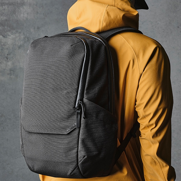 選べるノベルティ付】 ALPAKA アルパカ ELEMENTS BACKPACK PRO AXOFLUX