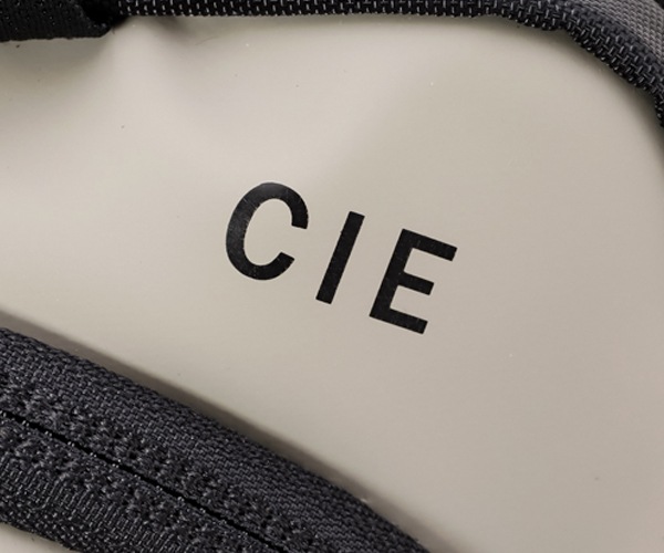 �����٤�Υ٥�ƥ��ա� CIE ���� �����ꥢ�� 2WAY�Хå��ѥå� �ʥ��顼�����졼�� 021807