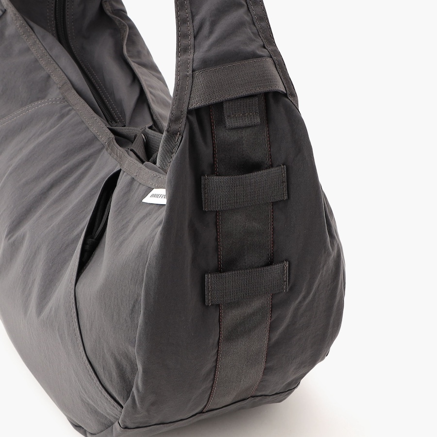 �����٤�Υ٥�ƥ��ա� �֥꡼�ե��� BRIEFING ���������Хå� HOBO BAG WIDE �ʥ��顼�����㥳����� BRA251L12