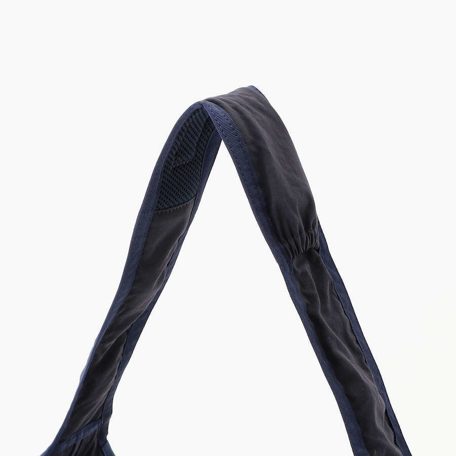�����٤�Υ٥�ƥ��ա� �֥꡼�ե��� BRIEFING ���������Хå� HOBO BAG WIDE �ʥ��顼���ͥ��ӡ��� BRA251L12