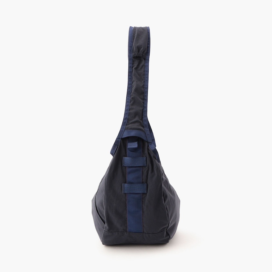 �����٤�Υ٥�ƥ��ա� �֥꡼�ե��� BRIEFING ���������Хå� HOBO BAG WIDE �ʥ��顼���ͥ��ӡ��� BRA251L12