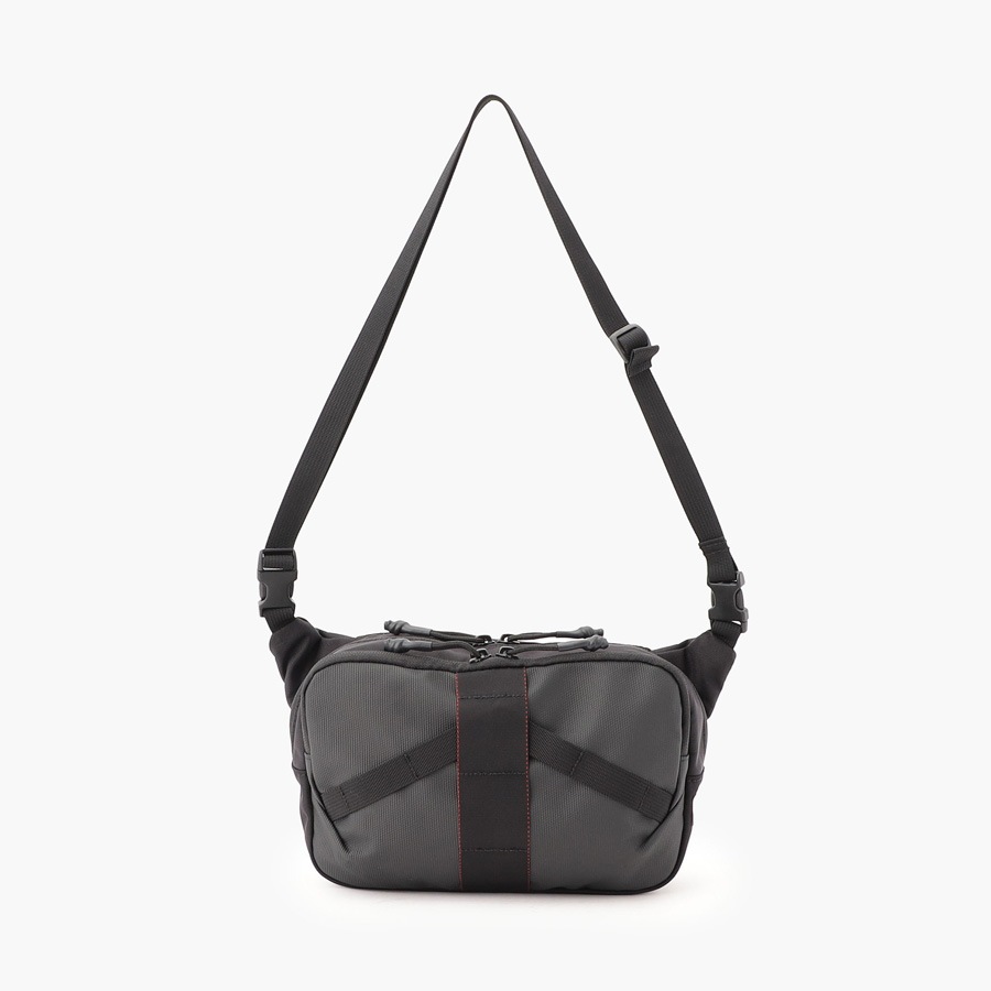 �����٤�Υ٥�ƥ��ա� �֥꡼�ե��� BRIEFING ����󥰥Хå� DT SLING �ʥ��顼���֥�å��� BRA251L55