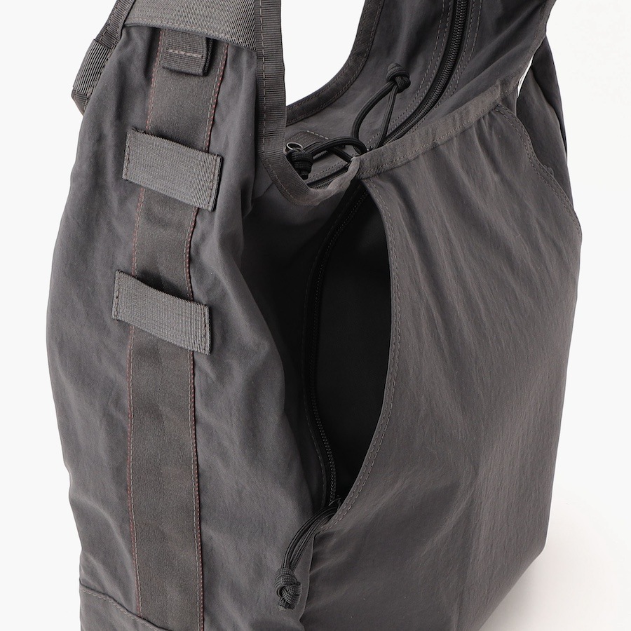 �����٤�Υ٥�ƥ��ա� �֥꡼�ե��� BRIEFING ���������Хå� HOBO BAG TALL �ʥ��顼�����㥳����� BRA251L13