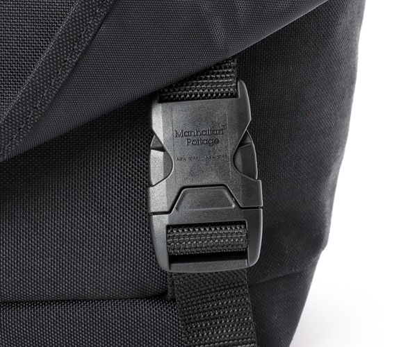 �����٤�Υ٥�ƥ��ա� Manhattan Portage �ޥ�ϥå���ݡ��ơ��� ��å��󥸥㡼�Хå� �ʥ��顼���֥�å��� MP1606JRFZP