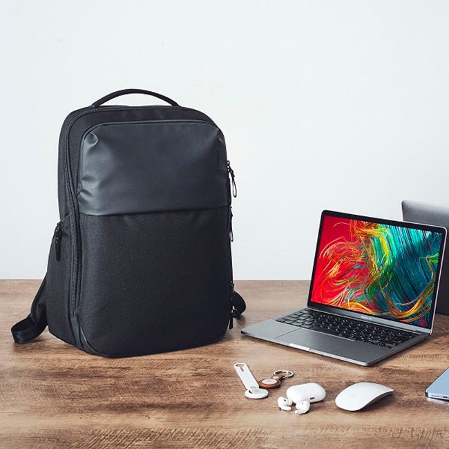 �����٤�Υ٥�ƥ��ա�Incase ���󥱡��� A.R.C. Daypack 20L �ǥ��ѥå� �ʥ��顼���֥�å��� 137213053005