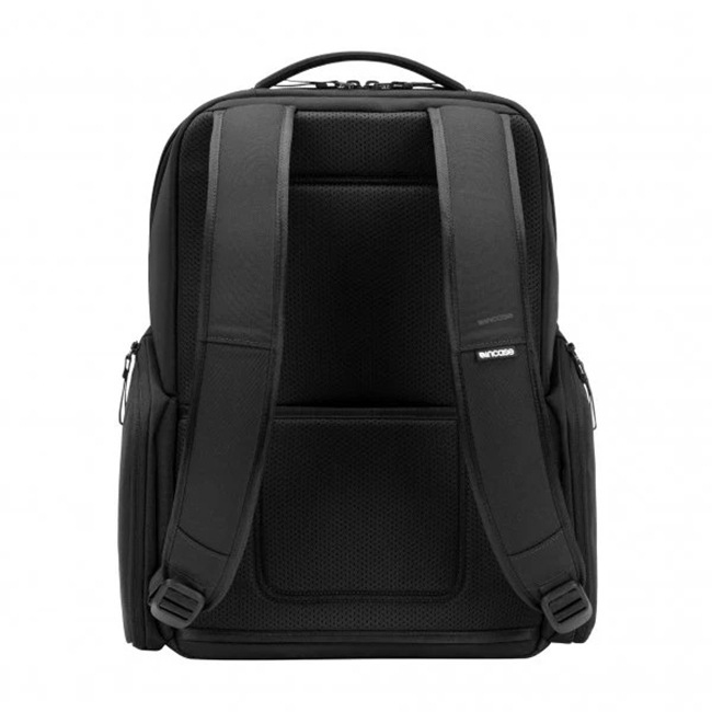 �����٤�Υ٥�ƥ��ա�Incase ���󥱡��� A.R.C. Daypack 20L �ǥ��ѥå� �ʥ��顼���֥�å��� 137213053005