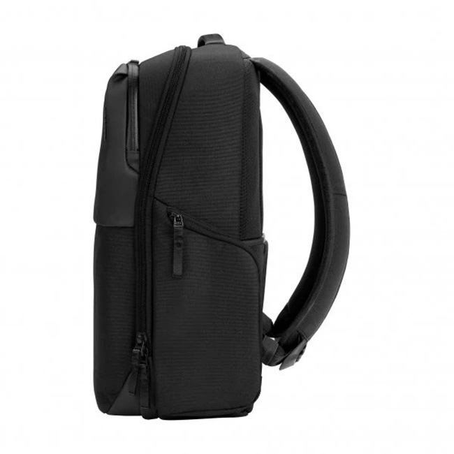 �����٤�Υ٥�ƥ��ա�Incase ���󥱡��� A.R.C. Daypack 20L �ǥ��ѥå� �ʥ��顼���֥�å��� 137213053005