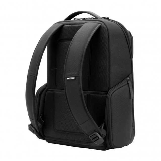 �����٤�Υ٥�ƥ��ա�Incase ���󥱡��� A.R.C. Daypack 20L �ǥ��ѥå� �ʥ��顼���֥�å��� 137213053005