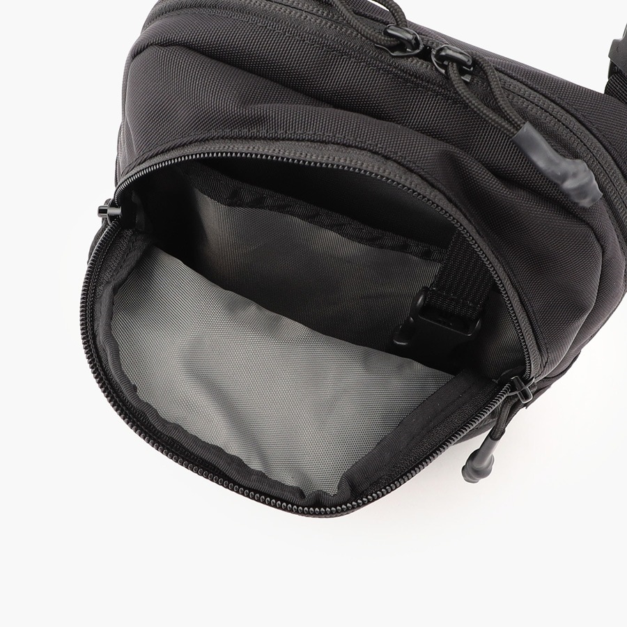 �����٤�Υ٥�ƥ��ա� �֥꡼�ե��� BRIEFING ���������Хå� SQ SHOULDER LE �ʥ��顼���֥�å��� BRA251L62