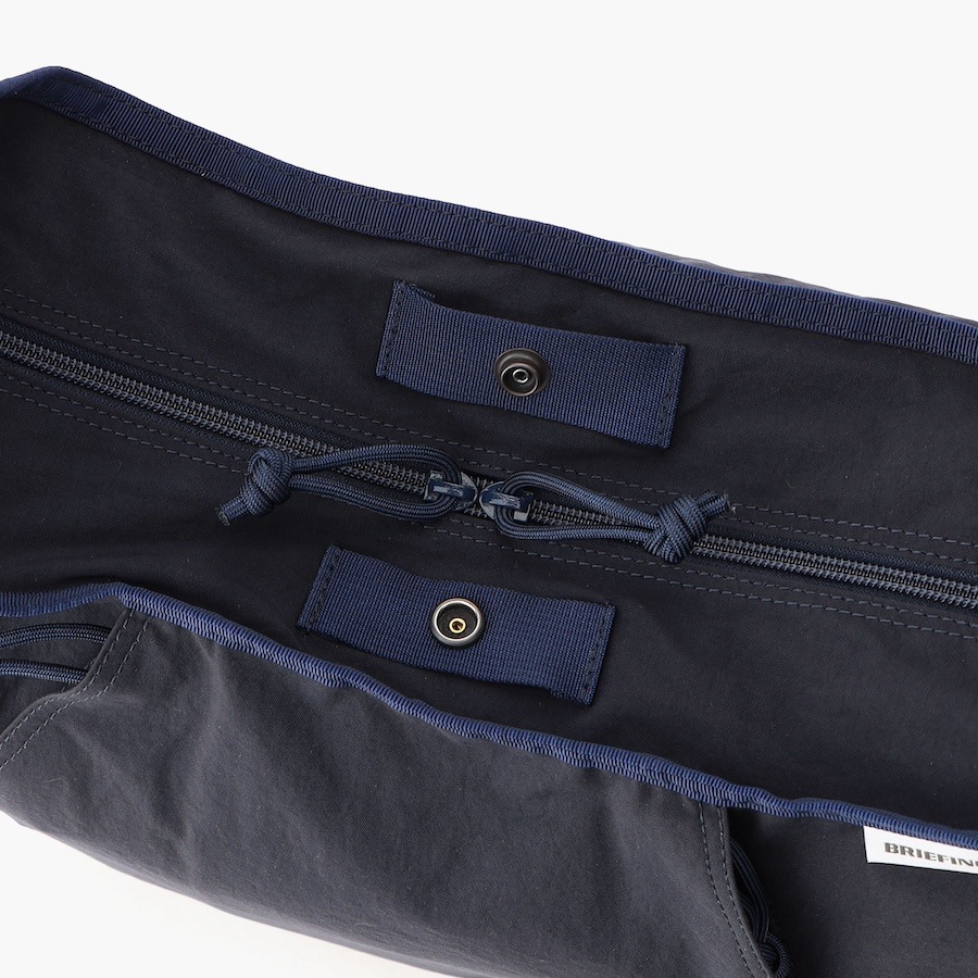 �����٤�Υ٥�ƥ��ա� �֥꡼�ե��� BRIEFING ���������Хå� HOBO BAG TALL �ʥ��顼���ͥ��ӡ��� BRA251L13