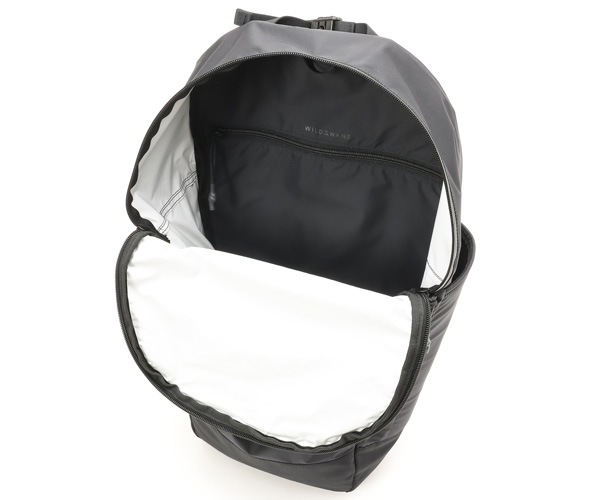 �����٤�Υ٥�ƥ��աۥ磻��ɥ���� ��ݡ��� ��󥷥������Хå� �ʥ��顼���֥�å��� WILD SWANS