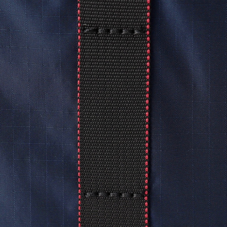 �����٤�Υ٥�ƥ��ա� �֥꡼�ե��� BRIEFING �Хå��ѥå� DT PACK �ʥ��顼���֥�å��ߥͥ��ӡ��� BRA251P33