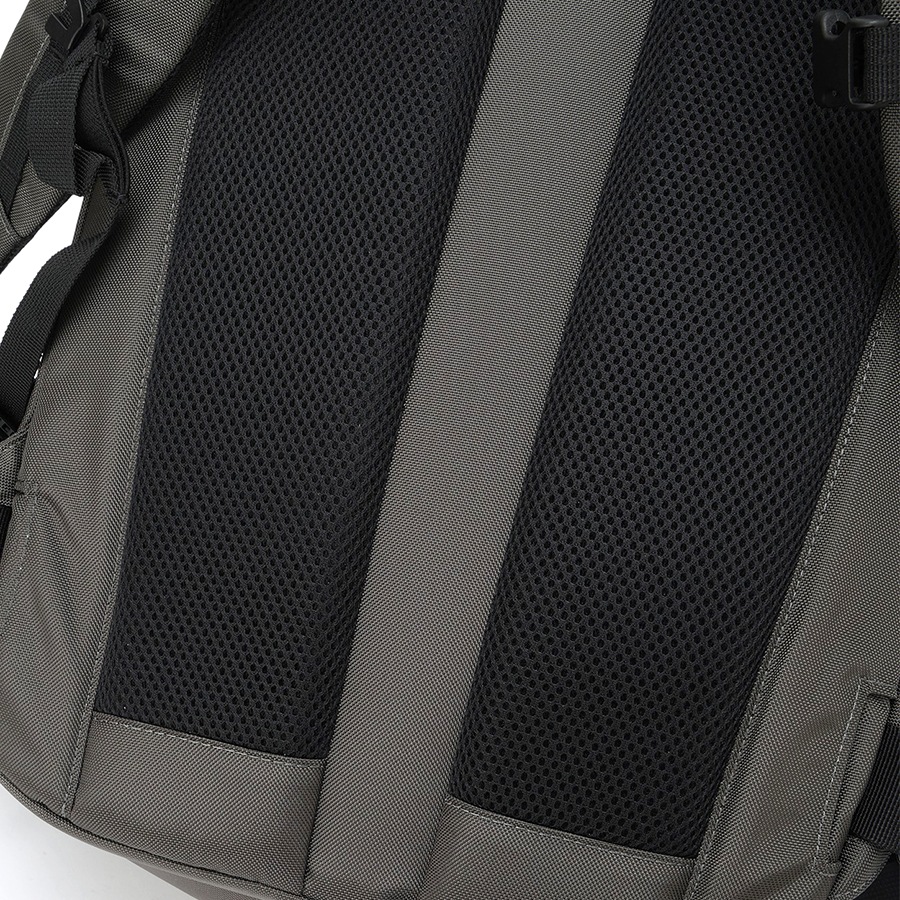 �����٤�Υ٥�ƥ��ա� Columbia ������ӥ� Tyger Brook ���������֥�å� 40L �ȥ�٥�Хå��ѥå� �ʥ��顼���֥�å��� PU8721