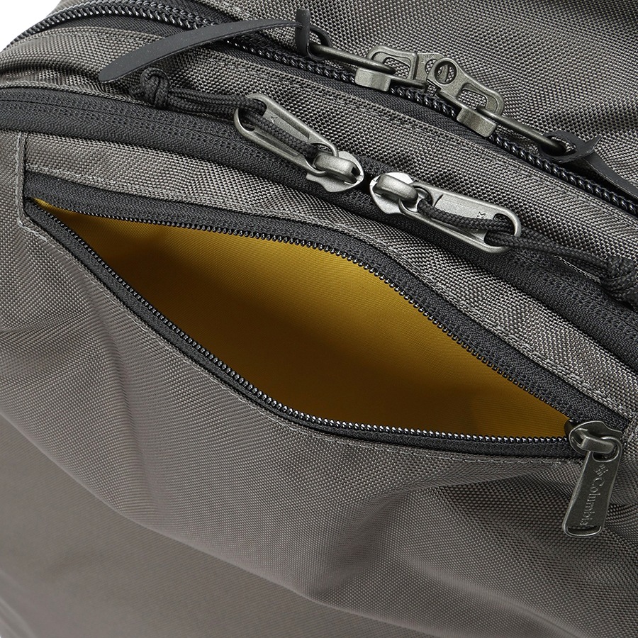 �����٤�Υ٥�ƥ��ա� Columbia ������ӥ� Tyger Brook ���������֥�å� 40L �ȥ�٥�Хå��ѥå� �ʥ��顼���֥�å��� PU8721