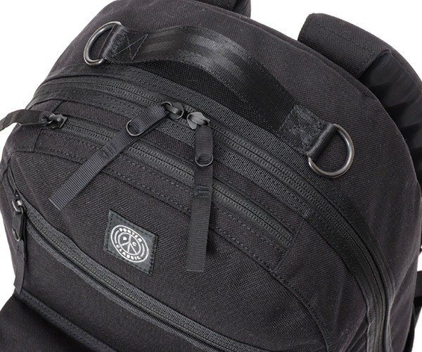 �����٤�Υ٥�ƥ��աۥݡ��������饷�å� �˥塼�ȥ� �ǥ��ѥå� M �ʥ��顼���֥�å��� PORTER CLASSIC 050-3385