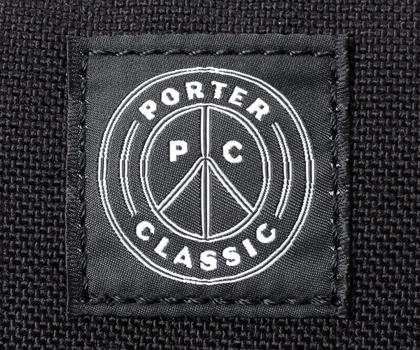 �����٤�Υ٥�ƥ��աۥݡ��������饷�å� �˥塼�ȥ� �ǥ��ѥå� M �ʥ��顼���֥�å��� PORTER CLASSIC 050-3385