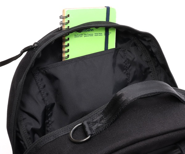 �����٤�Υ٥�ƥ��աۥݡ��������饷�å� �˥塼�ȥ� �ǥ��ѥå� M �ʥ��顼���֥�å��� PORTER CLASSIC 050-3385