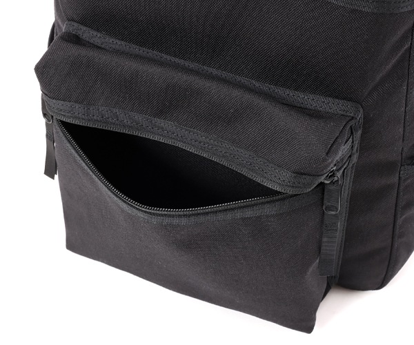 �����٤�Υ٥�ƥ��աۥݡ��������饷�å� �˥塼�ȥ� �ǥ��ѥå� M �ʥ��顼���֥�å��� PORTER CLASSIC 050-3385