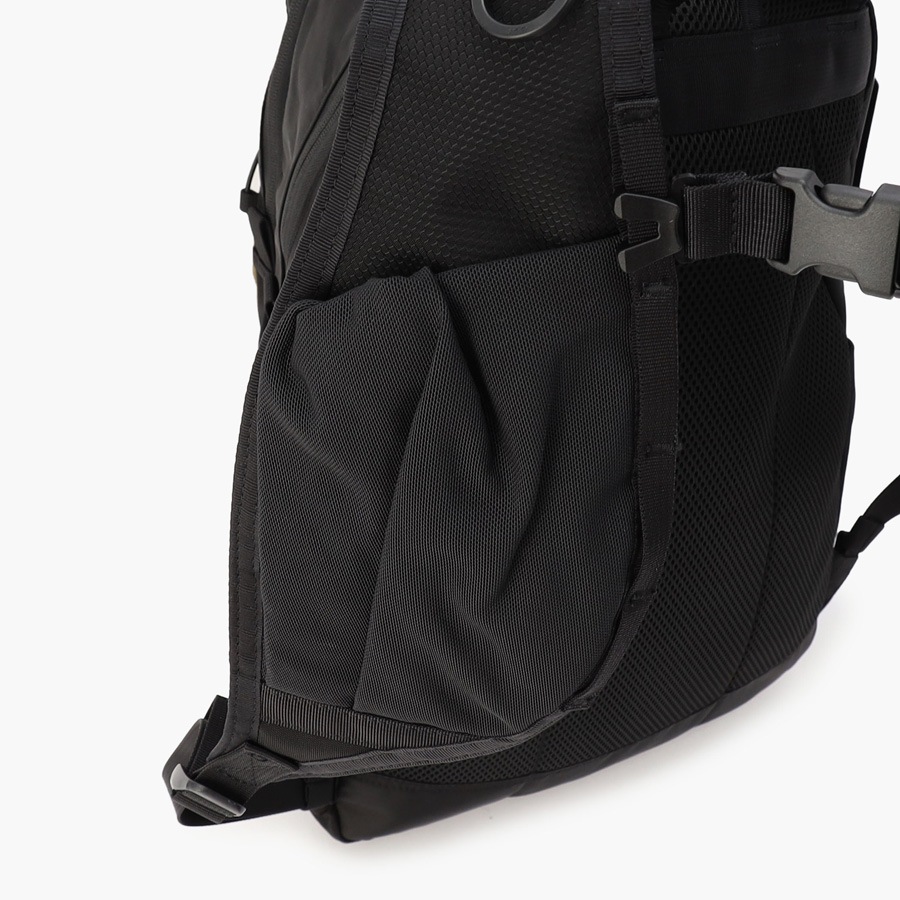 �����٤�Υ٥�ƥ��ա� �֥꡼�ե��� BRIEFING �Хå��ѥå� DT PACK �ʥ��顼���֥�å��ߥ١������ BRA251P33