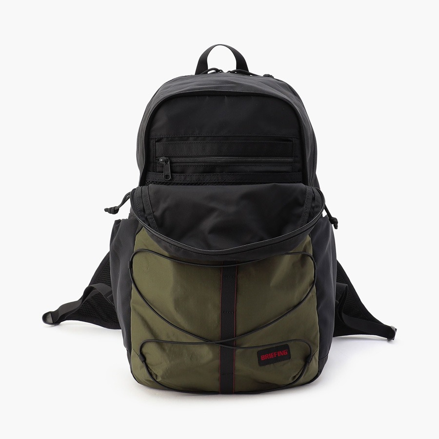 �����٤�Υ٥�ƥ��ա� �֥꡼�ե��� BRIEFING �Хå��ѥå� DT PACK �ʥ��顼���֥�å��ߥ��꡼�֡� BRA251P33