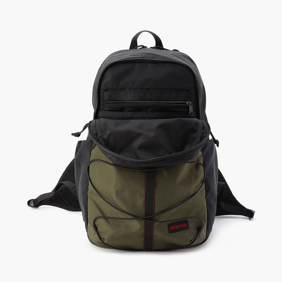 �����٤�Υ٥�ƥ��ա� �֥꡼�ե��� BRIEFING �Хå��ѥå� DT PACK �ʥ��顼���֥�å��ߥ��꡼�֡� BRA251P33