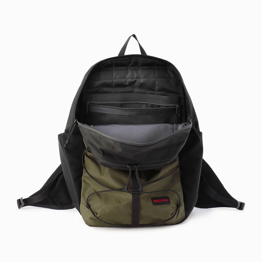 �����٤�Υ٥�ƥ��ա� �֥꡼�ե��� BRIEFING �Хå��ѥå� DT PACK �ʥ��顼���֥�å��ߥ��꡼�֡� BRA251P33