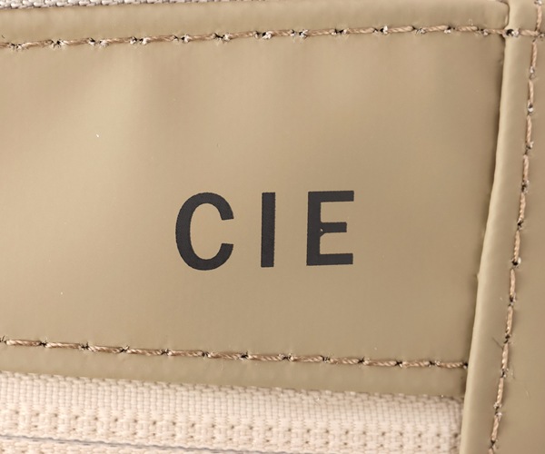 �����٤�Υ٥�ƥ��ա� CIE ���� �����ꥢ�� �ܥǥ��Хå� �ʥ��顼������ɡ� 021806