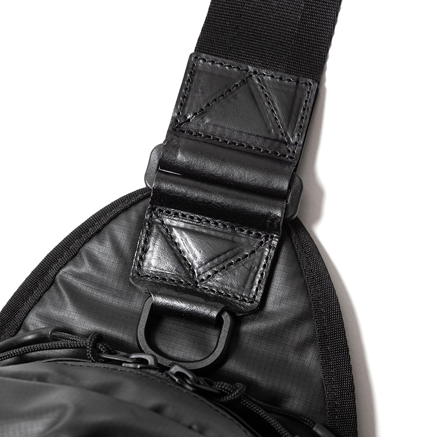 �����٤�Υ٥�ƥ��ա� MAKAVELIC �ޥ���٥�å� COCOON BODY BAG Ripstop Mix �ܥǥ��Хå� �ʥ��顼���֥�å��� 3125-10301