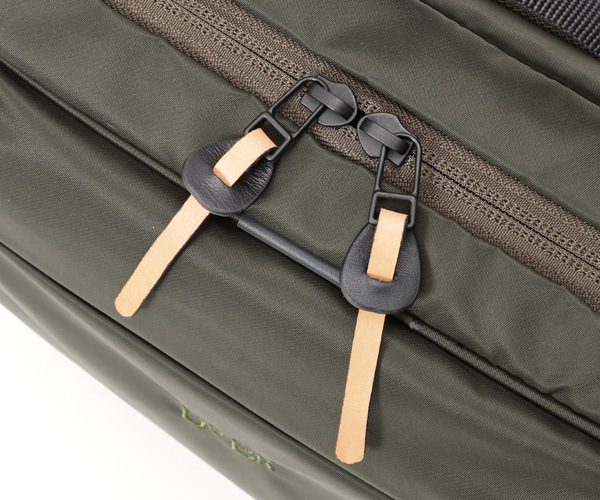 �����٤�Υ٥�ƥ��ա� DSBK �ǥ��������ӡ����� DANTOTSU Rectangle-Sling ����󥰥Хå� �ʥ��顼�����꡼�֡� JXF-3436