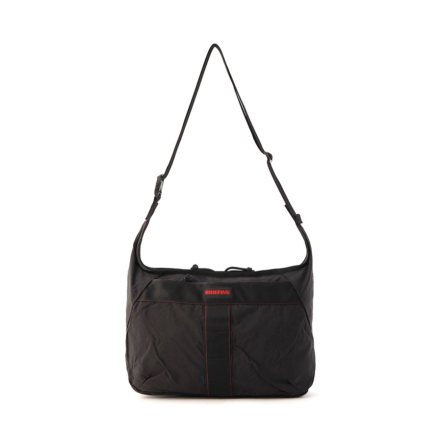 �����٤�Υ٥�ƥ��աۥ֥꡼�ե��� BRIEFING �ѥå��֥륷������ SOLID LIGHT PACKABLE SHOULDER �ʥ��顼���֥�å��� BRA251L09