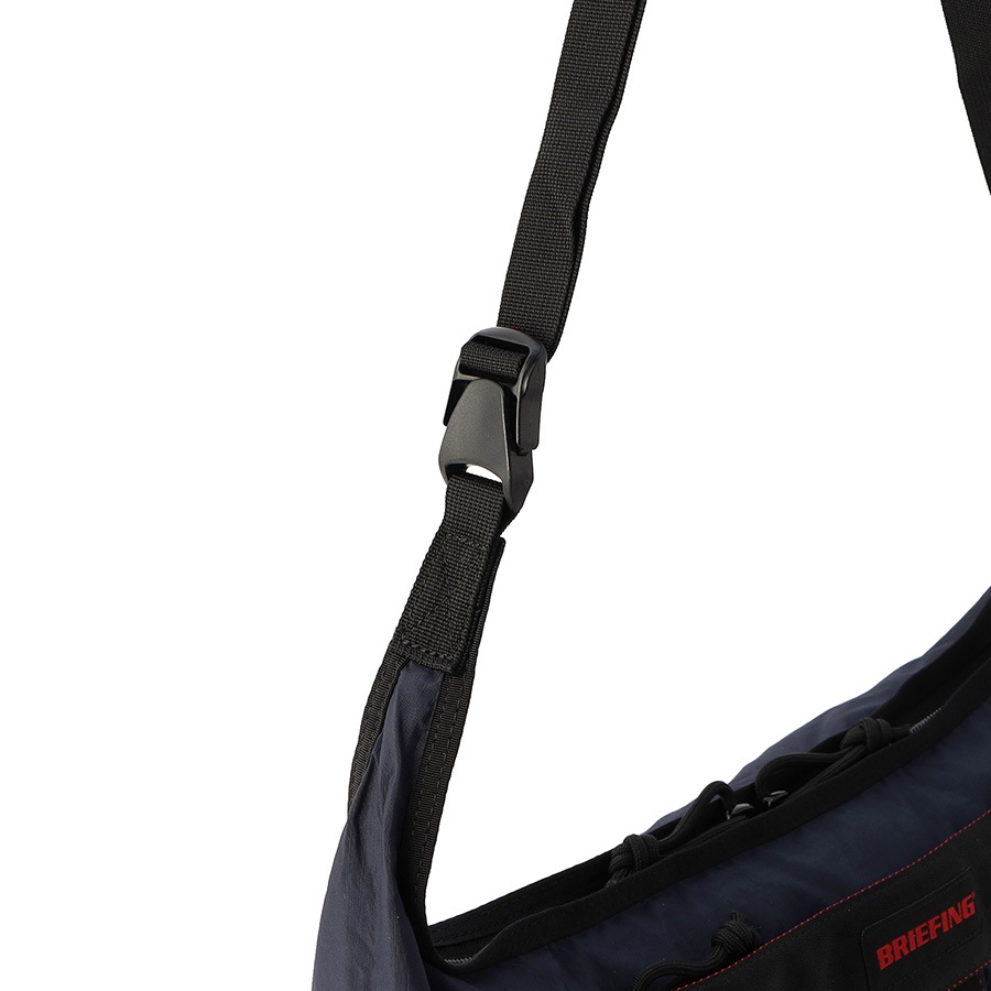 �����٤�Υ٥�ƥ��աۥ֥꡼�ե��� BRIEFING �ѥå��֥륷������ SOLID LIGHT PACKABLE SHOULDER �ʥ��顼���ͥ��ӡ��� BRA251L09