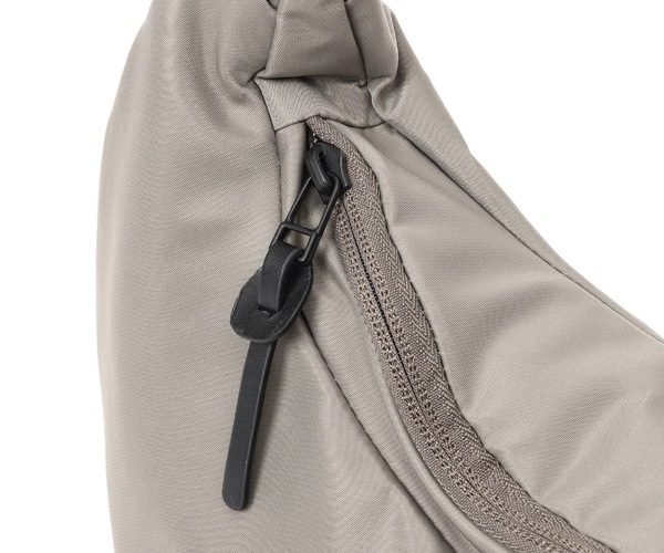 �����٤�Υ٥�ƥ��ա� DSBK �ǥ��������ӡ����� DANTOTSU Register Sling - Compact �ߥ˥��������Хå� �ʥ��顼�����졼�� JXF-3437