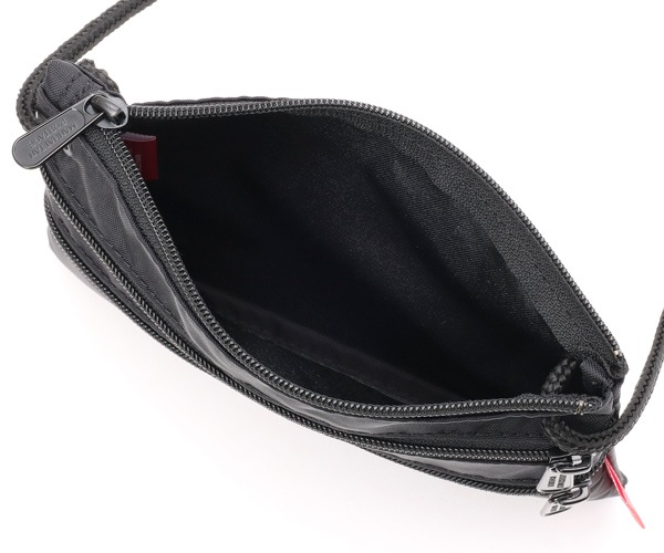 Manhattan Portage �ޥ�ϥå���ݡ��ơ��� �����å��� �ʥ��顼�� �֥�å��� TRIPLEZIPPOUCH