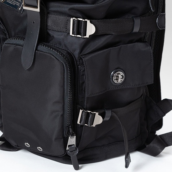 �����٤�Υ٥�ƥ��ա� MAKAVELIC �ޥ���٥�å� SIERRA DOUBLE BOTTLES BACKPACK �Хå��ѥå� �ʥ��顼���֥�å��� 3109-10116
