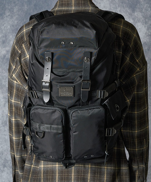 �����٤�Υ٥�ƥ��ա� MAKAVELIC �ޥ���٥�å� SIERRA DOUBLE BOTTLES BACKPACK �Хå��ѥå� �ʥ��顼���֥�å��� 3109-10116