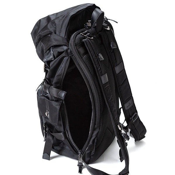 �����٤�Υ٥�ƥ��ա� MAKAVELIC �ޥ���٥�å� SIERRA DOUBLE BOTTLES BACKPACK �Хå��ѥå� �ʥ��顼���֥�å��� 3109-10116