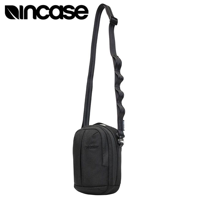�����٤�Υ٥�ƥ��ա�Incase ���󥱡��� Tracks Small Shoulder Pouch 2L ���⡼�륷�������ݡ��� �ʥ��顼���֥�å��� 137253053001