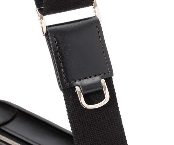 �����٤�Υ٥�ƥ��ա� �磻��ɥ���� ���ɥ�ץ륢�å� ���ꥢ�� ���������Хå� �ʥ��顼���֥�å��� SADDLE PULL UP COLLIER WILD SWANS