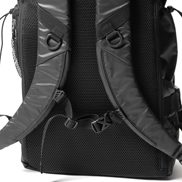 �����٤�Υ٥�ƥ��ա� MAKAVELIC �ޥ���٥�å� RICO Unit Roll Top Mountain Backpack �Хå��ѥå� �ʥ��顼���֥�å��� 3125-10106