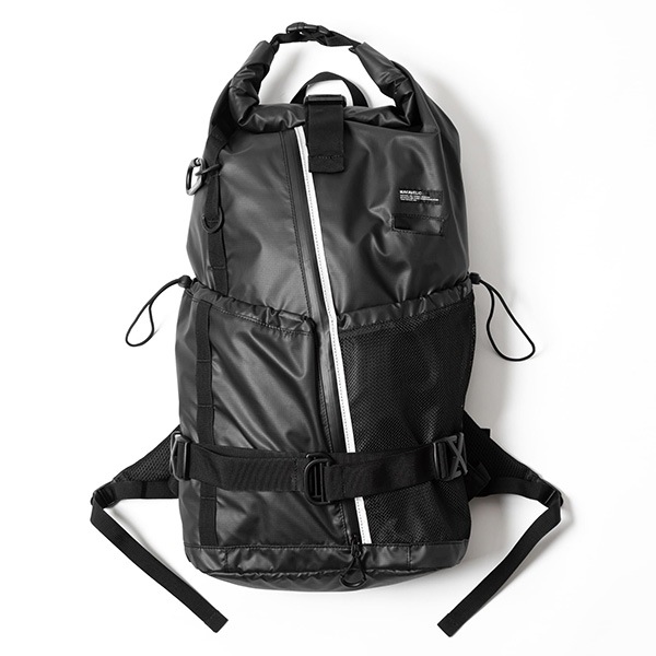 �����٤�Υ٥�ƥ��ա� MAKAVELIC �ޥ���٥�å� RICO Unit Roll Top Mountain Backpack �Хå��ѥå� �ʥ��顼���֥�å��� 3125-10106
