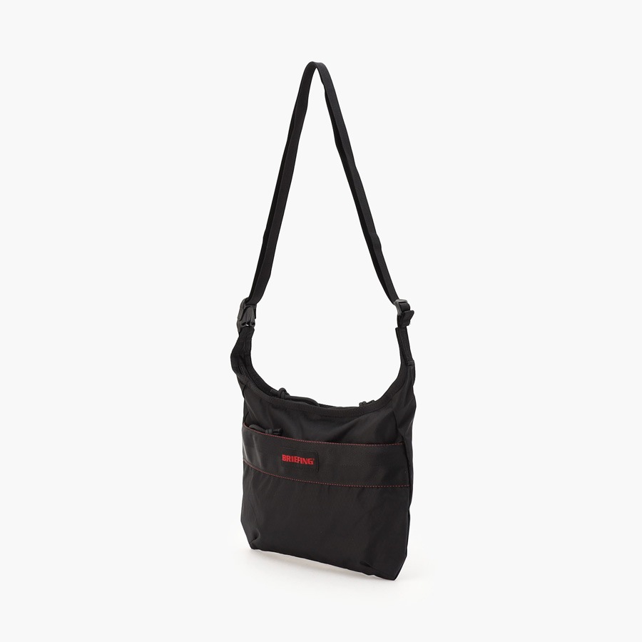 �����٤�Υ٥�ƥ��աۥ֥꡼�ե��� BRIEFING �����å��� LIGHT SACOCHE RC �ʥ��顼���֥�å���BRA253L30