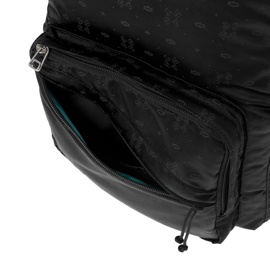 POTR モノグラム デイパック 998-19527 （カラー：ブラック） | ピー