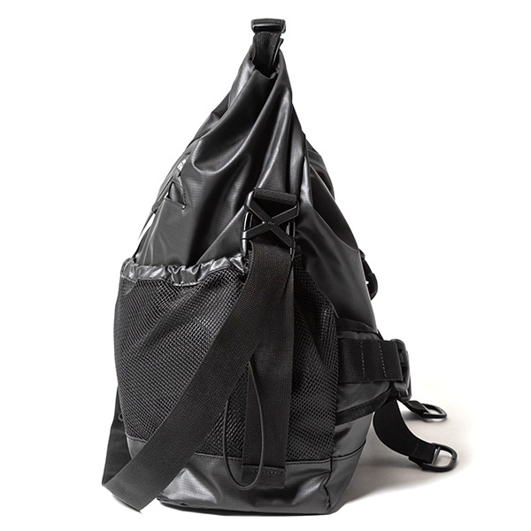 �����٤�Υ٥�ƥ��ա� MAKAVELIC �ޥ���٥�å� RICO Unit 2Way Roll Top Messenger Bag 2WAY��å��󥸥㡼�Хå� �ʥ��顼���֥�å��� 3125-10504