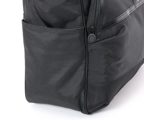 �����٤�Υ٥�ƥ��ա� DSBK �ǥ��������ӡ����� UsabilityTote �ȡ��ȥХå� �ʥ��顼���֥�å��� KOH-3383