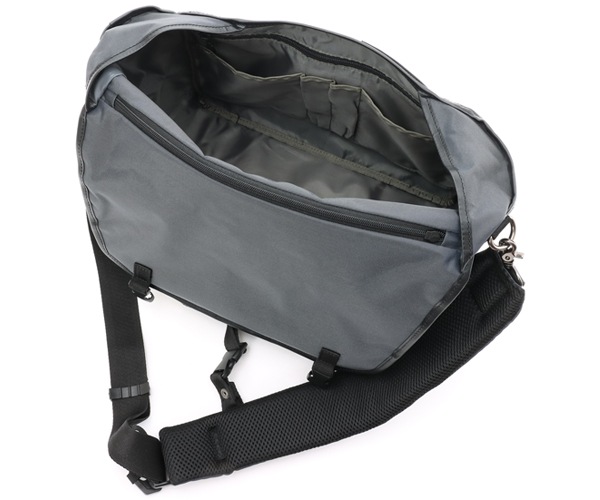 �����٤�Υ٥�ƥ��ա� DSBK �ǥ��������ӡ����� UsabilityMessenger ��å��󥸥㡼�Хå� �ʥ��顼���ͥ��ӡ��� KOH-3384