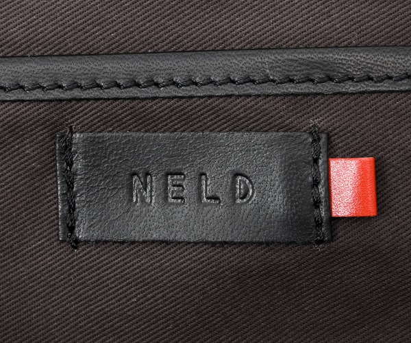 NELD 本革　黒　ショルダー 選べるノベルティ付】 NELD ネルド ホース ショルダーバッグ M