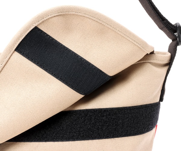 �����٤�Υ٥�ƥ��ա�Manhattan Portage �ޥ�ϥå���ݡ��ơ��� ��å��󥸥㡼�Хå� �ʥ��顼���١������ MP1605JRCNVS