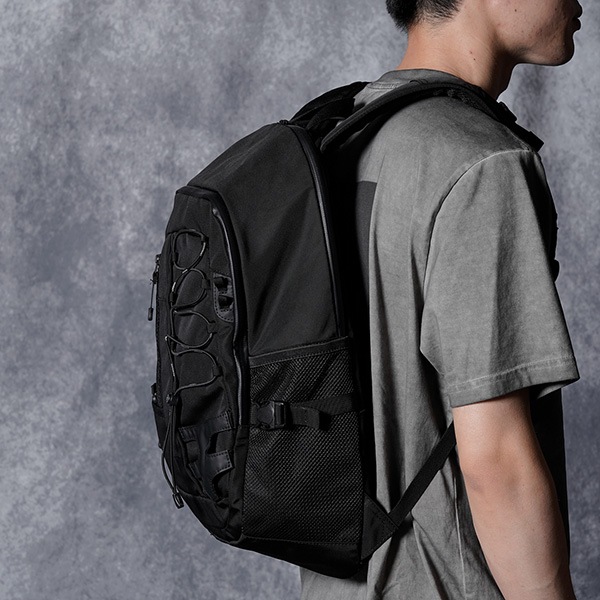 �����٤�Υ٥�ƥ��ա� MAKAVELIC �ޥ���٥�å� SQUAD Strike Daypack �ǥ��ѥå� �ʥ��顼���֥�å��� 3125-10109